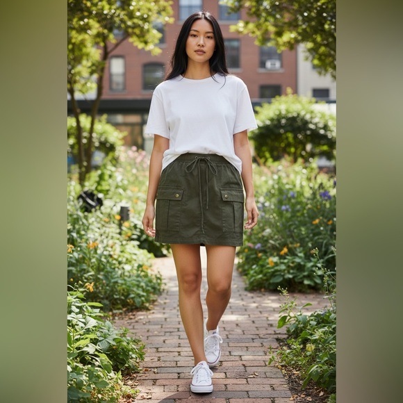 Evereve Dark Green cargo skirt with drawstring casual comfort - Picture 2 of 10